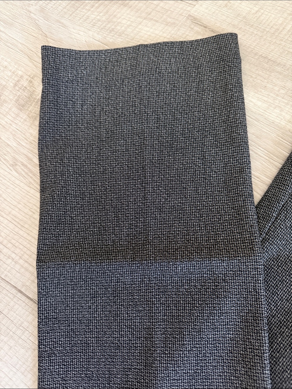 Express pants - Picture 2 of 11